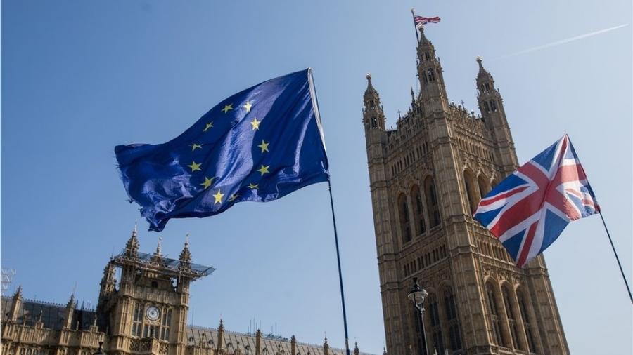 Quase um ano após a saída do Reino Unido da União Europeia, os dois lados fecharam um acordo - Getty Images