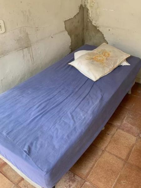 Cama onde dormia mulher que vivia em situação análoga à escravidão - MPT Rio