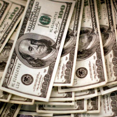 Canal financeiro teve saídas líquidas de US$ 1,6 bilhão, enquanto no comércio exterior o saldo foi positivo em US$ 10,6 bilhões - Rick Wilking/Reuters