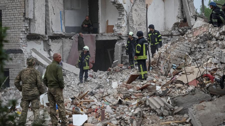 Ucr&acirc;nia bombardeia regi&atilde;o de Kherson ocupada por russos, diz Moscou