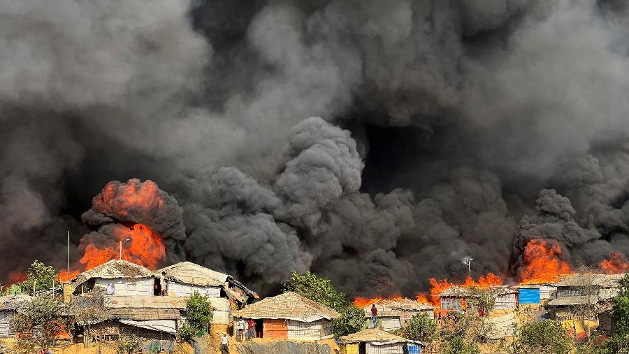 Incêndio em campo de refugiados em Cox"s Bazar, Bangladesh - Ro Yassin Abdumonab/Reuters