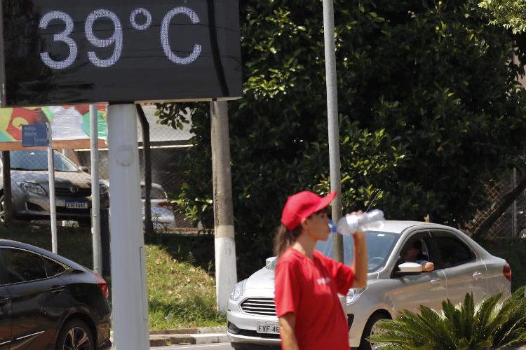 Termômetro marca 39ºC na cidade de Campinas (SP)