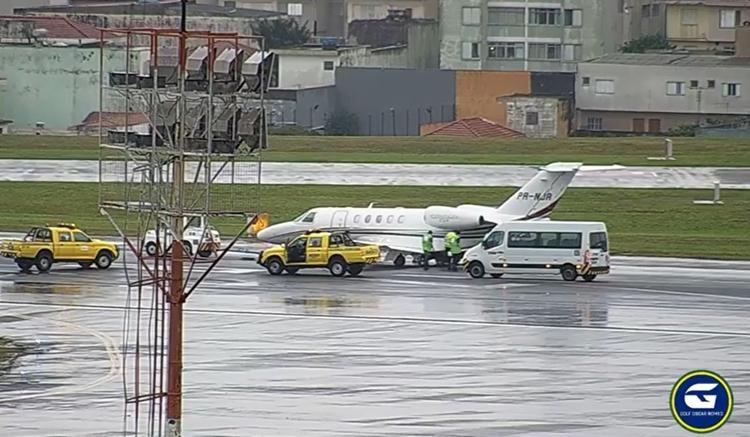 Jato executivo, modelo Cessna Citation, teve problemas com os freios durante a aterrissagem