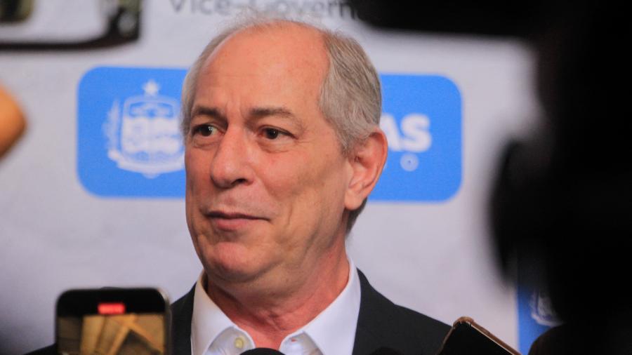 Ciro Gomes em evento em Maceió