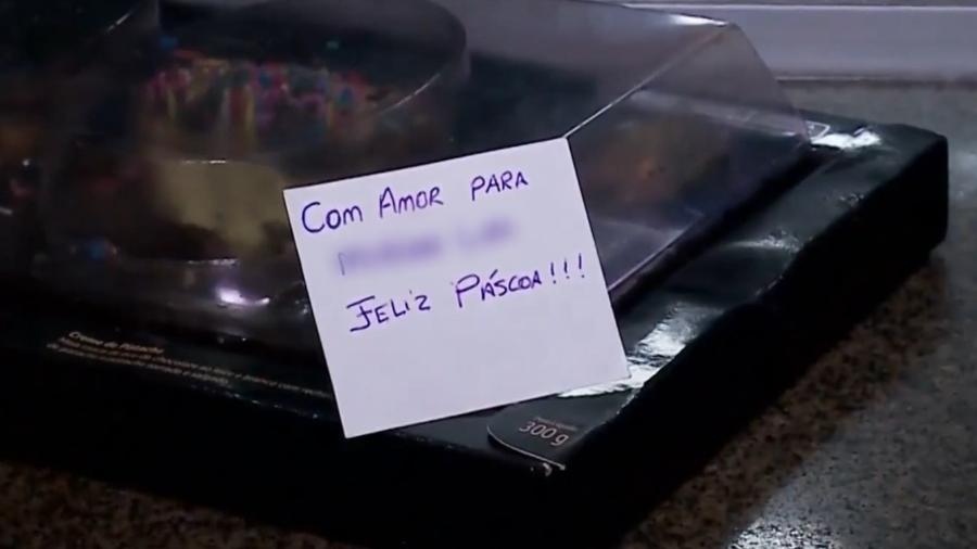 Ovo de Páscoa foi presenteado à vítima por remetente desconhecido Ovo de Páscoa foi presenteado à vítima por remetente desconhecido