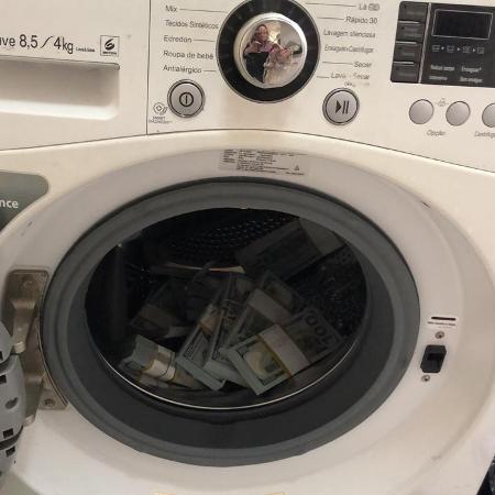 Dinheiro localizado pela PF dentro de máquina de lavar em SP - Divulgação/PF