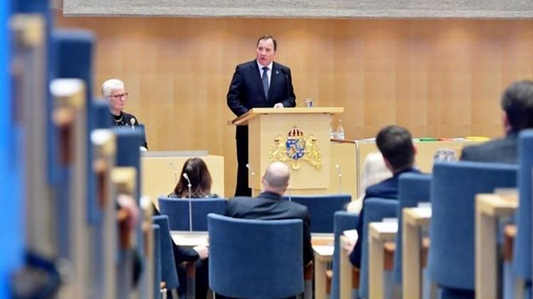 - o unico politico com direito a carro na suecia e o primeiro ministro atualmente stefan lofven 1550348122159 v2 750x421 - Na Suécia, deputados não têm assessores, dormem em quitinete e pagam pelo cafezinho GETTY IMAGES - o unico politico com direito a carro na suecia e o primeiro ministro atualmente stefan lofven 1550348122159 v2 750x421 - Na Suécia, deputados não têm assessores, dormem em quitinete e pagam pelo cafezinho
