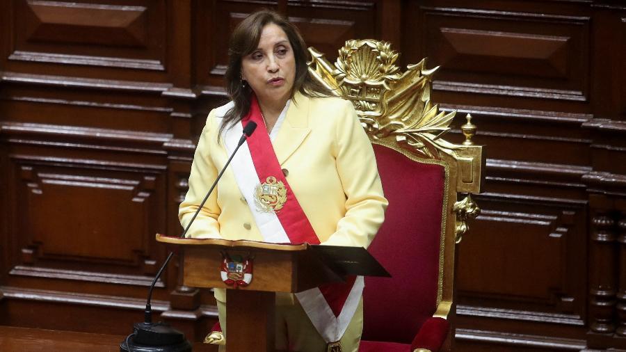 Dina Boluarte assumiu a presidência do Peru na quarta-feira passada (7) após uma tentativa frustrada de golpe de Estado do então presidente Pedro Castillo - REUTERS/Sebastian Castaneda