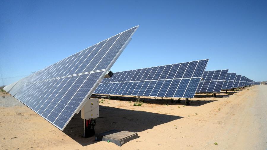 O país encerrou 2022 com 24 gigawatts (GW) de potência operacional solar, subindo cinco posições no ranking. - João Ramos/Governo da Bahia