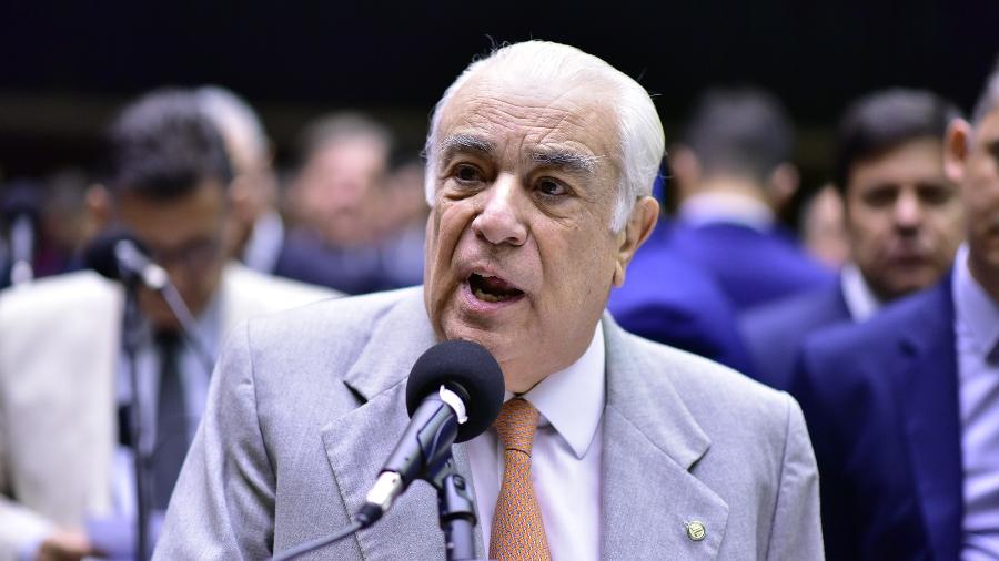 O deputado Antonio Carlos Rodrigues durante sessão na Câmara O deputado Antonio Carlos Rodrigues durante sessão na Câmara