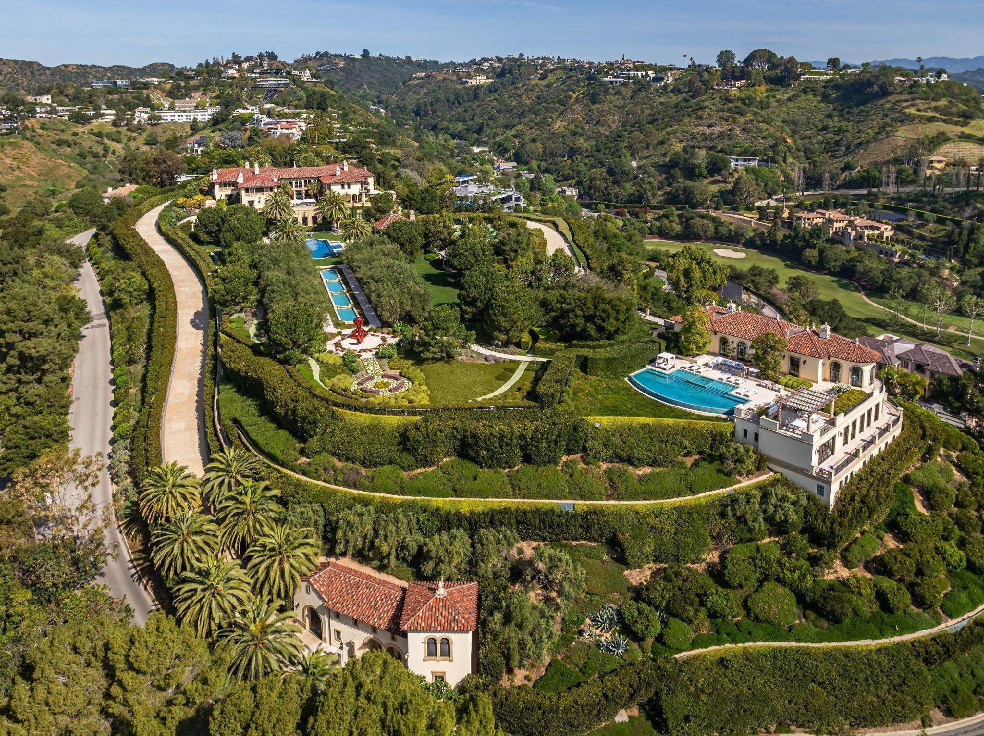 Mansão em Bel-Air, Los Angeles, colocada à venda por US$ 400 milhões - undefined