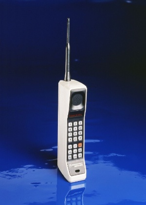 Motorola DynaTAC 8000X - primeiro celular - Reprodução - Reprodução