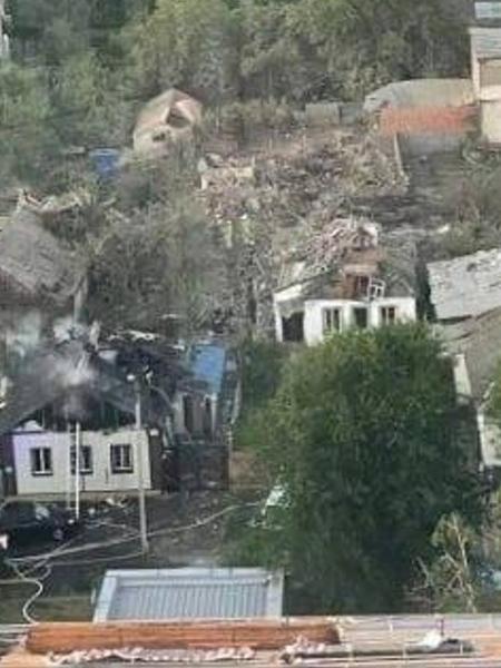 Casas destruídas em Belgorod, cidade russa; Kremlin acusa Ucrânia de ter feito ataques - Reprodução/Telegram