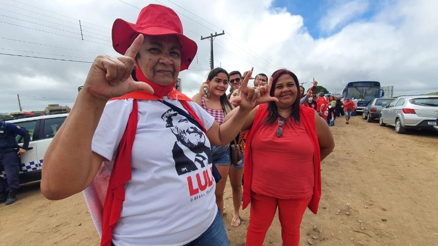 Edilza Francisco de Lima tinha o sonho de ver Lula: desejo realizado após viagem de 78 km - Carlos Madeiro/UOL