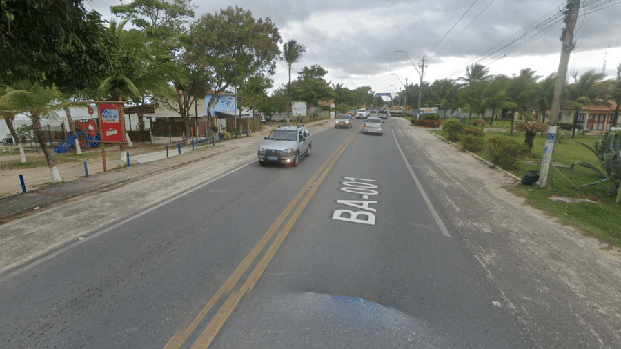 O corpo dele foi localizado em um estacionamento na Avenida Beira Mar, na praia de Mutá.