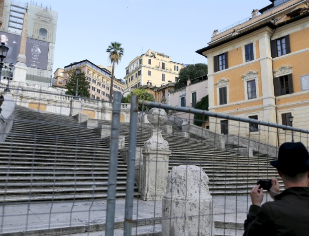 Escadaria da Piazza di Spagna, em Roma, que começou a ser reformada - Alessandro Bianchi