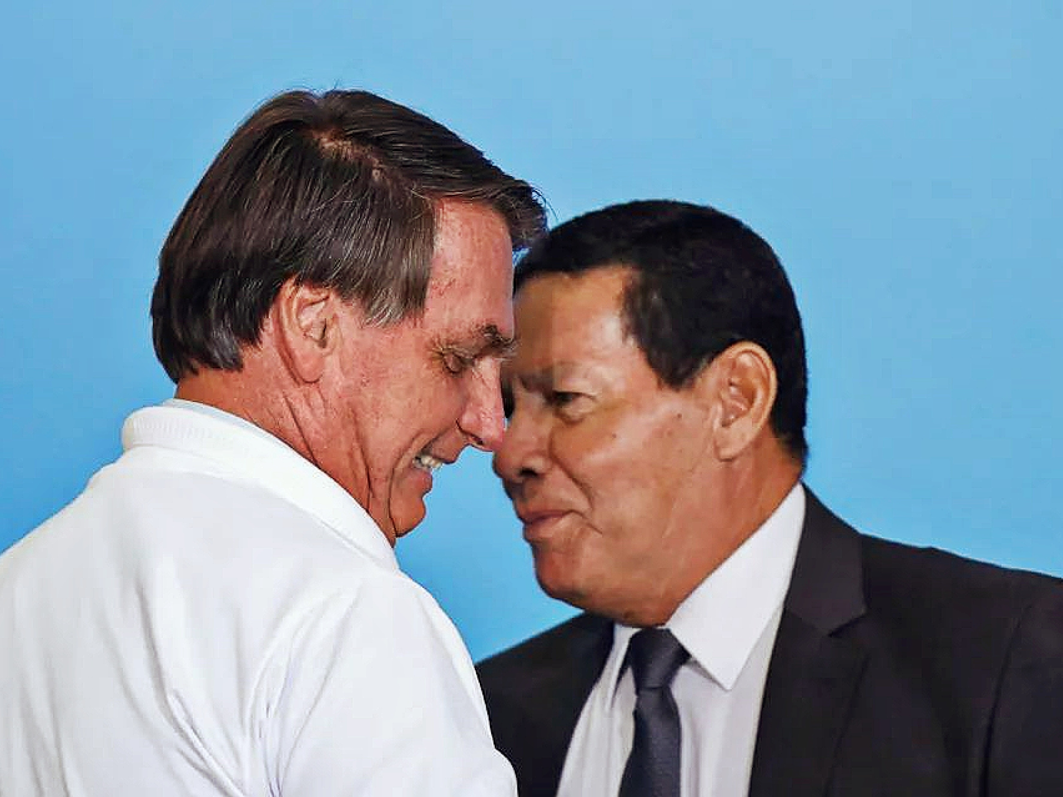 Mour&atilde;o diz ter 'quase certeza' que Bolsonaro passar&aacute; faixa a Lula