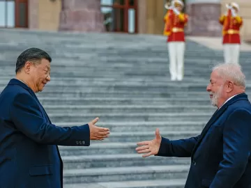 Brasil e China pedem desescalada de guerra e cúpula com Rússia e Ucrânia