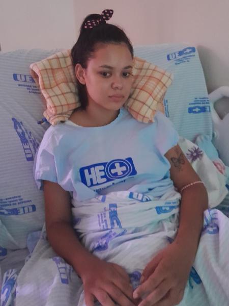 Daniela durante o período de internação no Hospital de Emergência do Agreste
