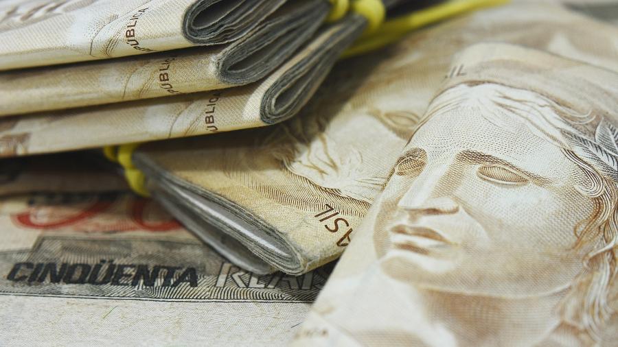 Brasil deve voltar a ter uma das 10 maiores economias do mundo após três anos, estima o FMI