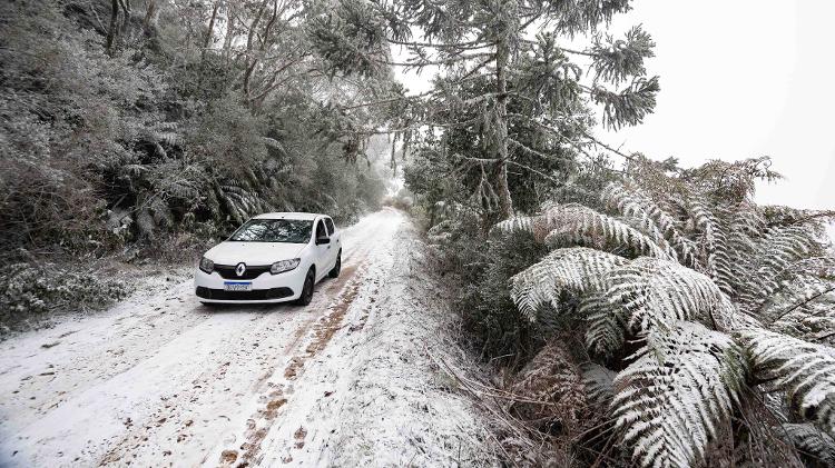 30,jun.2021 - Neve na cidade de Urupema, na região serrana de Santa Catarina - RAPHAEL ZULIANELLO/Estadão Conteúdo - RAPHAEL ZULIANELLO/Estadão Conteúdo