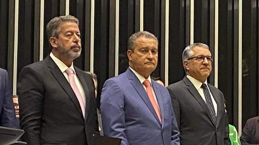 O presidente da Câmara, Arthur Lira (PP-AL), com os ministros da Casa Civil, Rui Costa, e da Relações Institucionais, Alexandre Padilha