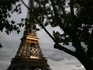 Paris abre suas Olimpíadas após gastar R$ 10 bilhões a menos que a do Rio