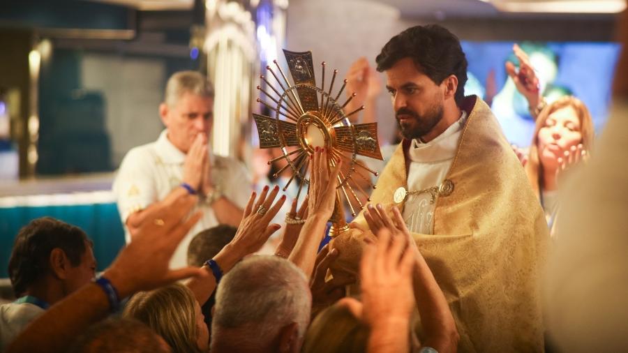 Primeira edição do Cruzeiro Católico aconteceu em 2009, com a participação de grandes nomes da música e da pregação católica Primeira edição do Cruzeiro Católico aconteceu em 2009, com a participação de grandes nomes da música e da pregação católica