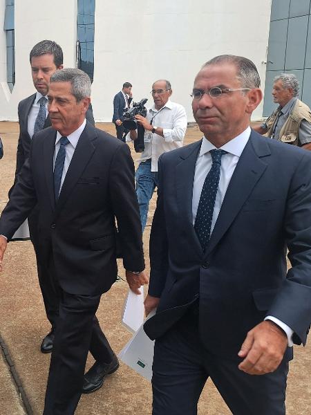 O ex-ministro Walter Braga Netto chega ao STF para acareação com o tenente-coronel Mauro Cid