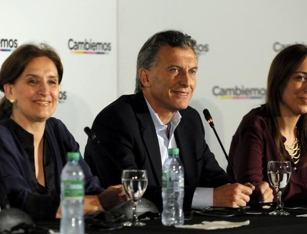 Macri, candidato de oposição à Presidência da Argentina, em entrevista à imprensa - Por Maximiliano Rizzi e Sarah Marsh