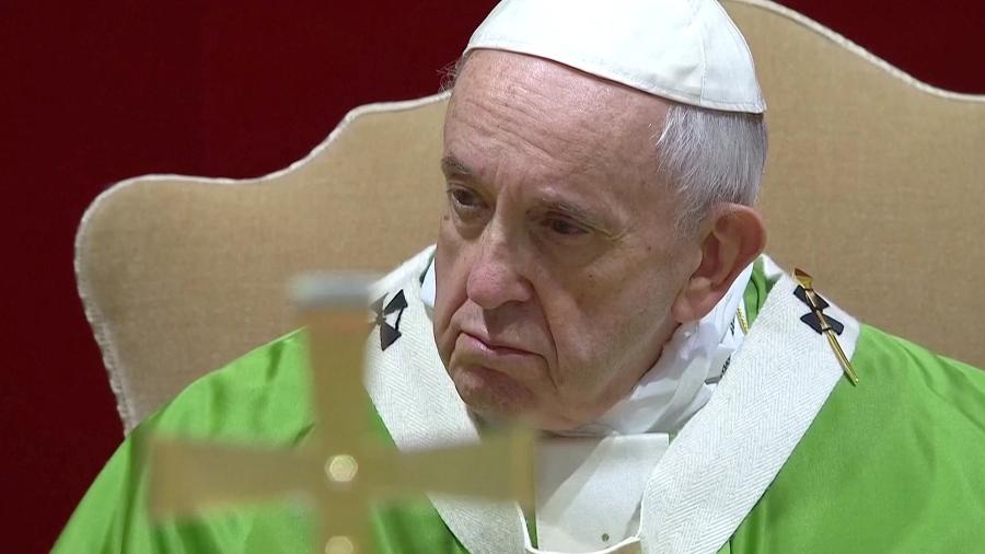 O papa Francisco celebra missa de encerramento de reunião sobre pedofilia no Vaticano - Reuters