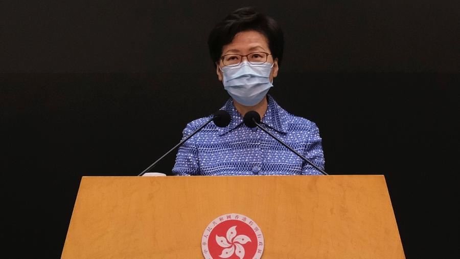 Líder executiva de Hong Kong, Carrie Lam citou "duplo padrão aplicado" ao abordar ação dos EUA - TYRONE SIU