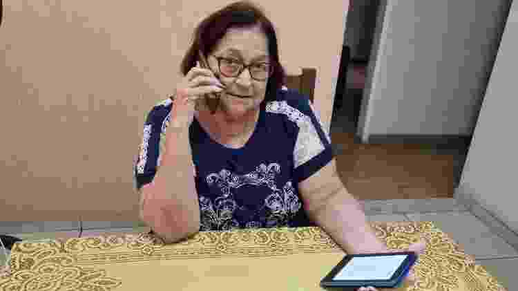 Marilda Delunardo, 72, queria distância do celular antes da pandemia. Agora, não larga - Arquivo pessoal - Arquivo pessoal
