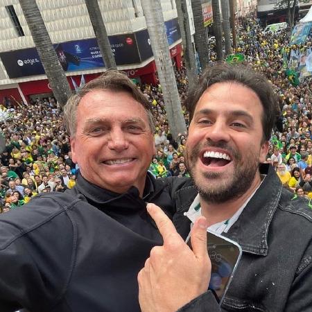 Coach Pablo Marçal (Pros) ao lado do presidente Jair Bolsonaro (PL) - Reprodução/Twitter/@pablomarcal