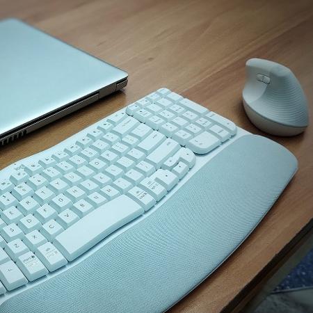  Mouse e teclado têm botões e teclas personalizáveis