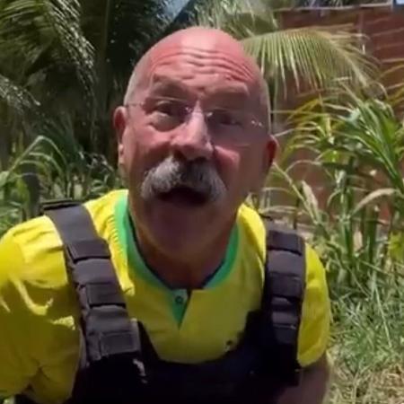 O vereador de Fortaleza Inspetor Alberto (PL), postou vídeo com porco para atacar Evandro Leitão, prefeito eleito de Fortaleza