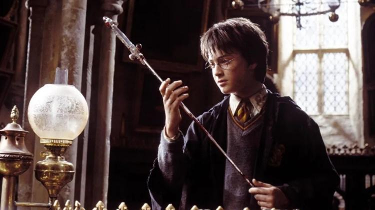 Harry Potter e a espada do Grifyndor Harry Potter e a espada do Grifyndor