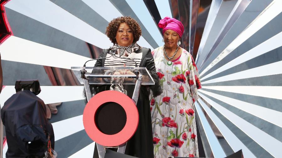 Zindzi Mandela em discurso no "Global Cotizem Festival: Mandela 100", na África do Sul, em 2018 - Jemal Countess/Getty Images