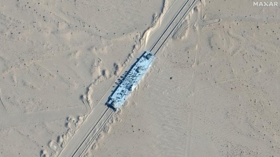 Imagem de satélite de uma das estruturas no deserto de Taklamakan, na China - Satellite Image/Maxar Technologies