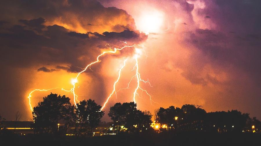 Descarta elétrica pode queimar seus aparelhos Descarta elétrica pode queimar seus aparelhos