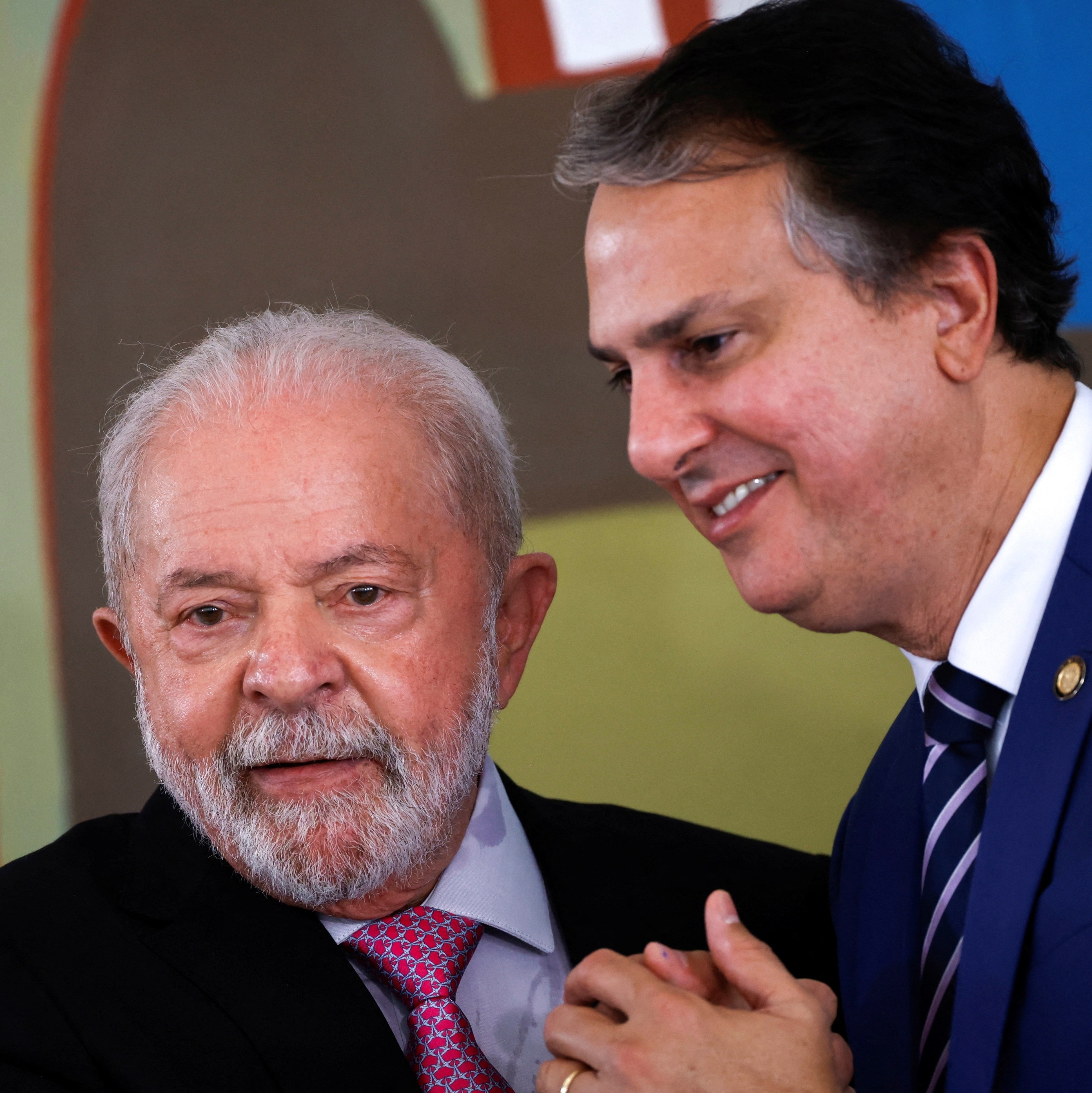 Lula no Cear Camilo Santana alcan a poder deixado Ciro e Cid Gomes