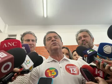 Local de votação de Evandro Leitão (PT) tem confronto entre PMs e petistas