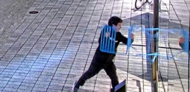 Ataque à OpenAI: por que IA desperta raiva incendiária na Gen Z