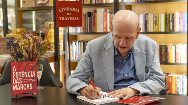 Jaime Troiano lança o livro 'A Potência das Marcas'