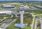 Igual ao Campo de Marte? Como é o aeroporto onde Flávio desembarcou nos EUA