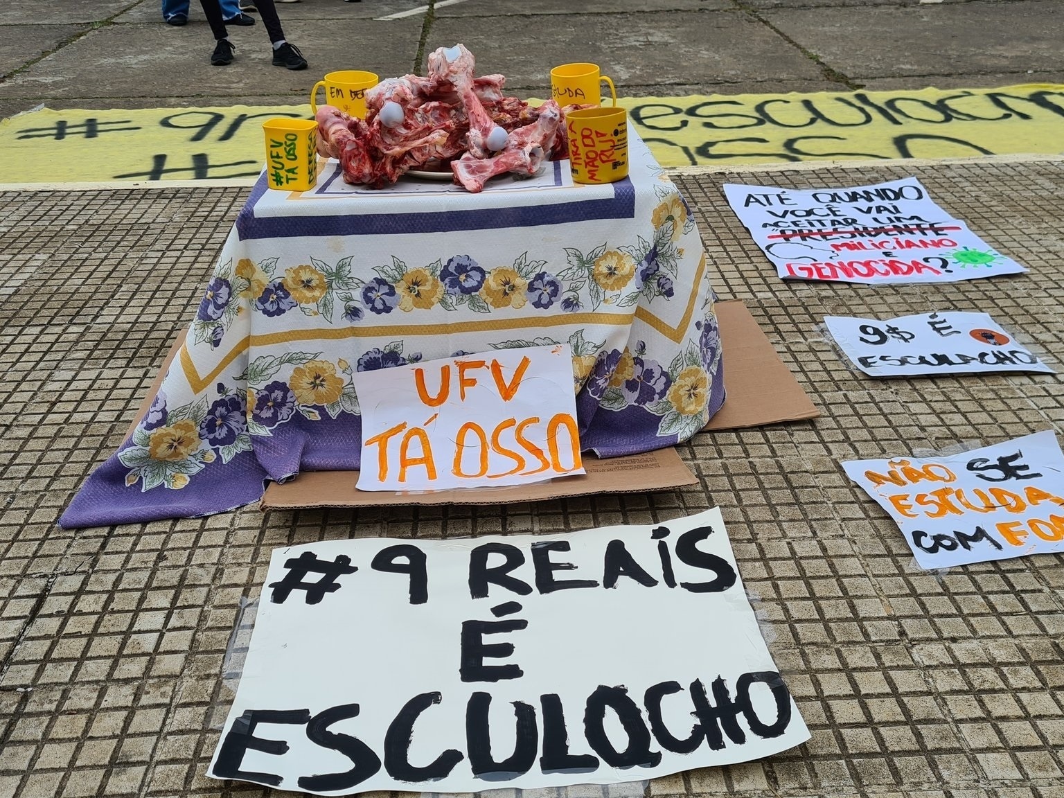 Bandejão da Faculdade de Direito da UFMG reabre nesta terça-feira