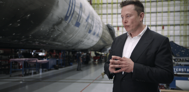 SpaceX, de Musk, diz que vale US$ 800 bi e planeja lançar ações na Bolsa