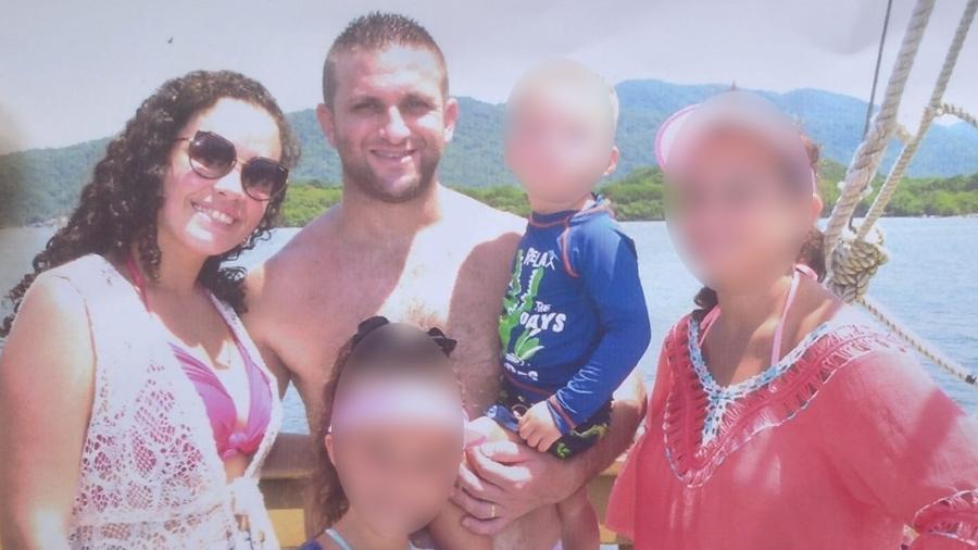O soldado Fabiano Garcia com a esposa e os três filhos. Ele matou os familiares e cometeu suicídio - Reprodução/Facebook