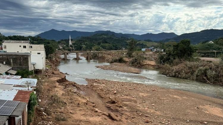 Situação do rio Pardinho nesta quarta-feira (8) 