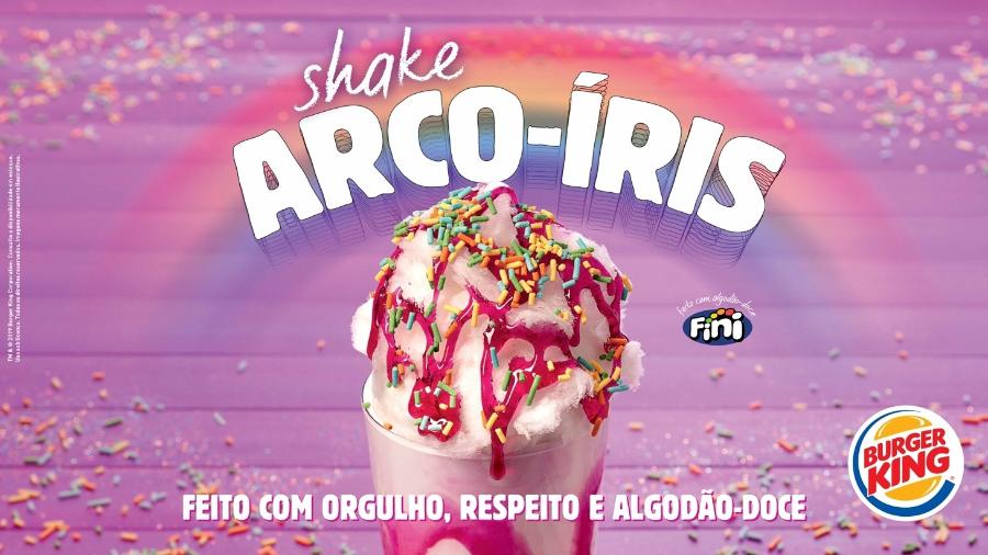 Shake Arco-Íris leva algodão doce, sorvete de baunilha, calda roxa e granulados coloridos - Divulgação
